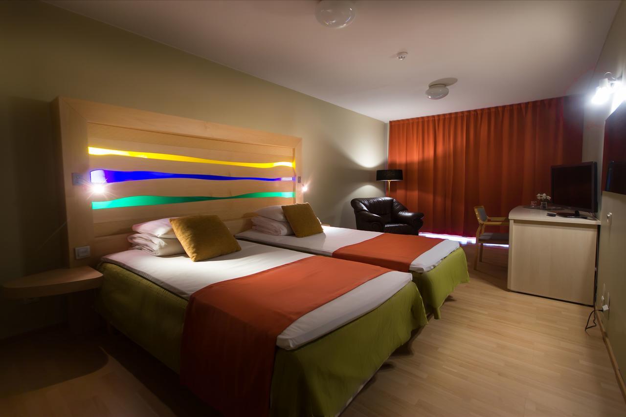 Peoleo Hotell Laagri Екстер'єр фото